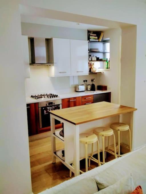 Superior 5* Kensington, London Flat + Free Wi-Fi Daire Dış mekan fotoğraf