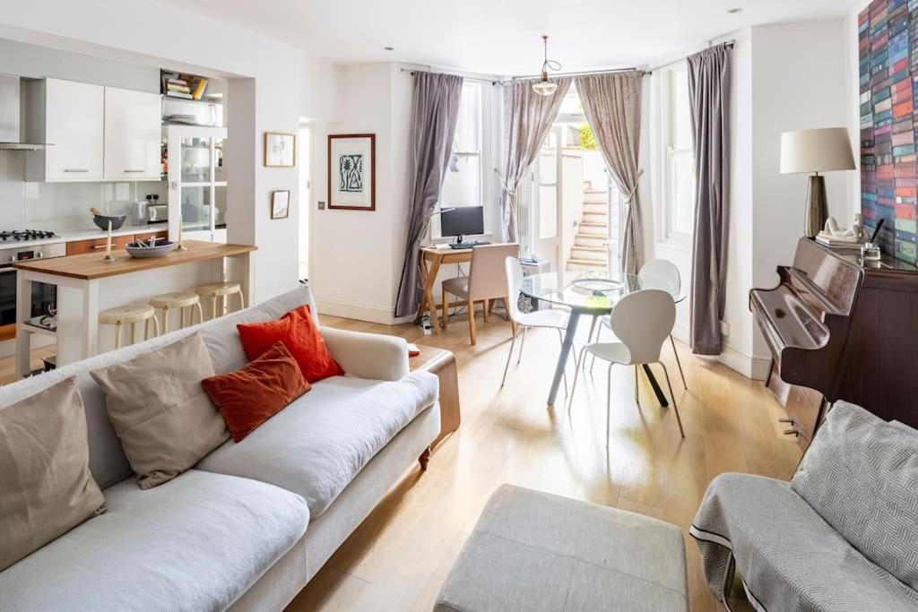 Superior 5* Kensington, London Flat + Free Wi-Fi Daire Dış mekan fotoğraf